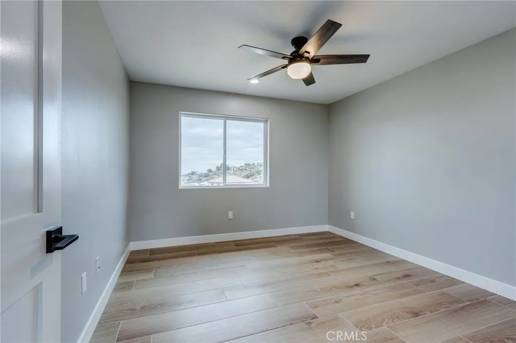 6850 Braceo, Oak Hills, California 92344 home-pic-39